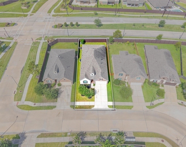 6123 Mapleton Meadow Lane - Photo Thumbnail 23
