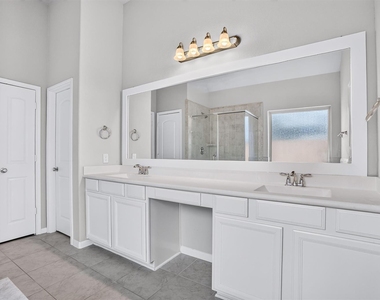 6123 Mapleton Meadow Lane - Photo Thumbnail 11