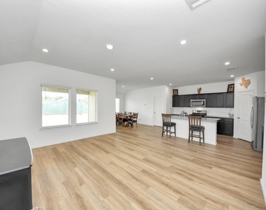 21227 Sunnyridge Way - Photo Thumbnail 14