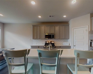 11839 Apple Harvest Lane - Photo Thumbnail 12