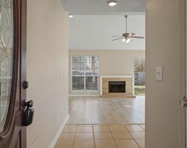 4522 Alamo Avenue - Photo Thumbnail 2
