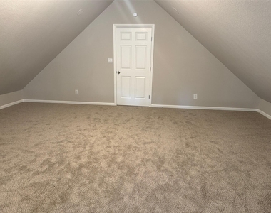 60 Acorn Lane Drive - Photo Thumbnail 10