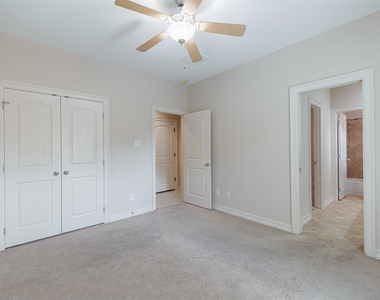 11207 Tramonto Drive - Photo Thumbnail 6