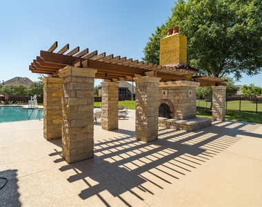 2875 Torano Circle - Photo Thumbnail 41