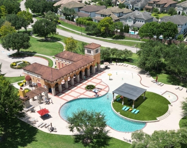 2875 Torano Circle - Photo Thumbnail 38