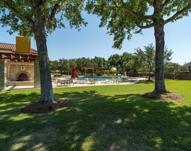 2875 Torano Circle - Photo Thumbnail 43