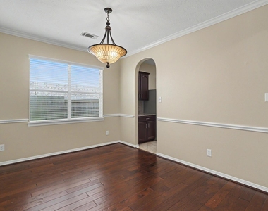 2875 Torano Circle - Photo Thumbnail 15