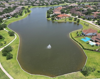 2875 Torano Circle - Photo Thumbnail 48
