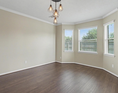 2875 Torano Circle - Photo Thumbnail 16