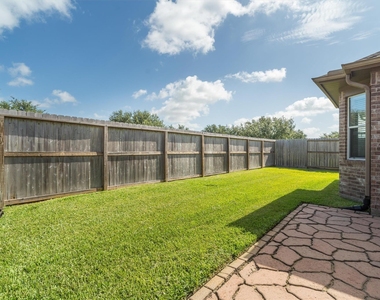 2875 Torano Circle - Photo Thumbnail 31