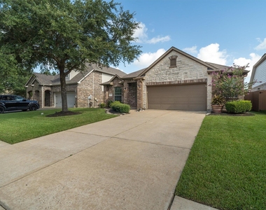 2875 Torano Circle - Photo Thumbnail 36