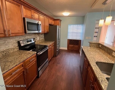 2107 Hidden Grove Lane - Photo Thumbnail 3