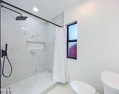 123 Miami Avenue - Photo Thumbnail 38