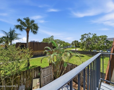 2012 Dan Court Ne - Photo Thumbnail 1