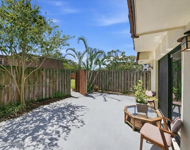 2012 Dan Court Ne - Photo Thumbnail 17