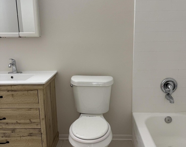 3755 S Hopkins Avenue - Photo Thumbnail 18