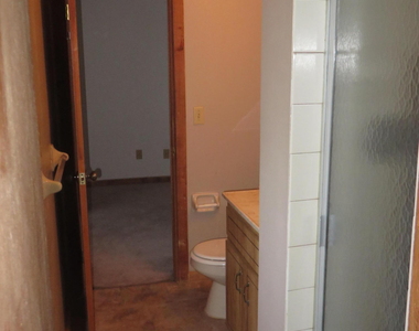 1145 Horizon Court - Photo Thumbnail 10