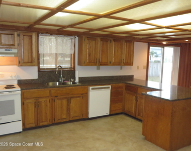 1145 Horizon Court - Photo Thumbnail 4