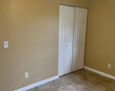 461 Amity Avenue - Photo Thumbnail 19