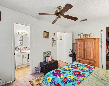 598 Black Horse Street Se - Photo Thumbnail 9