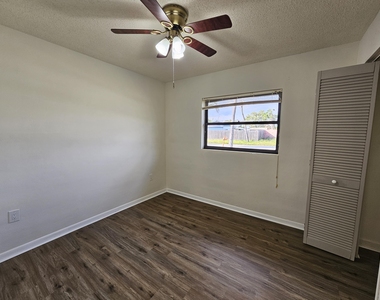 125 Needle Boulevard - Photo Thumbnail 14