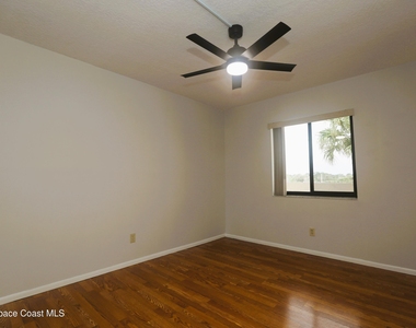 2469 S Washington Avenue - Photo Thumbnail 5