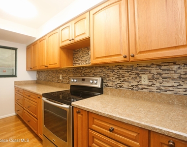 2469 S Washington Avenue - Photo Thumbnail 7