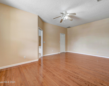 772 Del Mar Circle - Photo Thumbnail 13