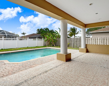 772 Del Mar Circle - Photo Thumbnail 4