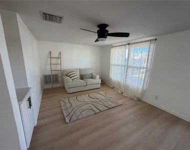 3352 Honeymoon Lane - Photo Thumbnail 17