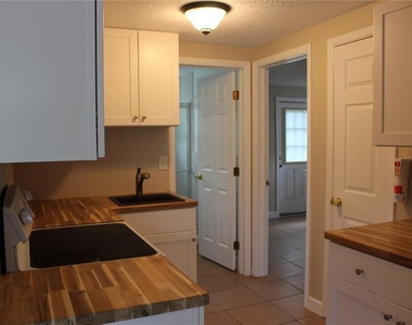 4424 Terry Loop - Photo Thumbnail 2