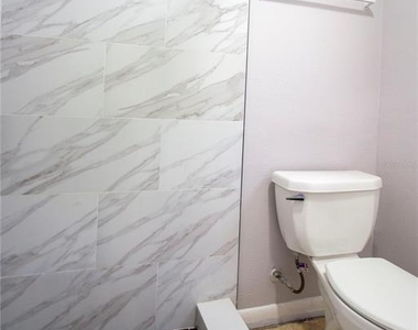 425 7th Avenue Ne - Photo Thumbnail 9