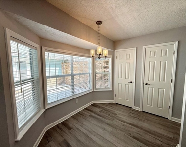 2410 S Glen Eagles Drive - Photo Thumbnail 18