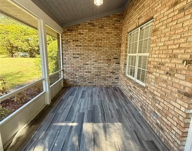 2410 S Glen Eagles Drive - Photo Thumbnail 5