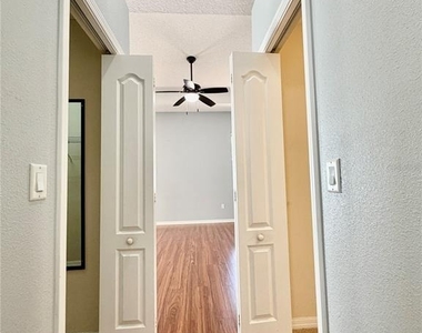 12140 Tasha Court - Photo Thumbnail 34