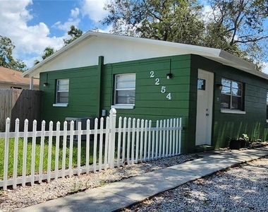 2254 19th Avenue Sw - Photo Thumbnail 1