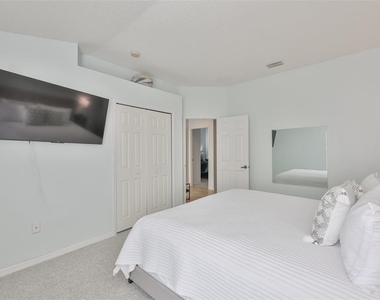 823 Seminole Sky Drive - Photo Thumbnail 27