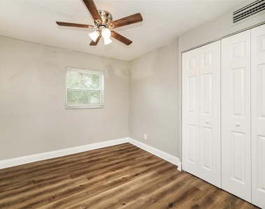 2624 13th Avenue S - Photo Thumbnail 5
