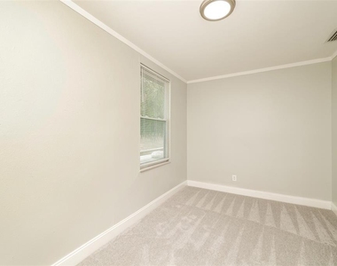 2624 13th Avenue S - Photo Thumbnail 8