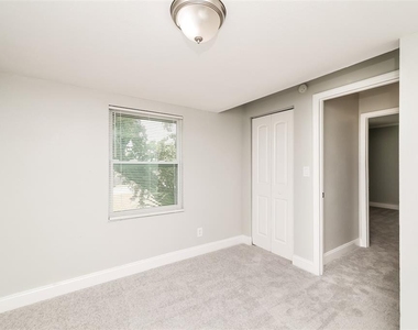 2624 13th Avenue S - Photo Thumbnail 12