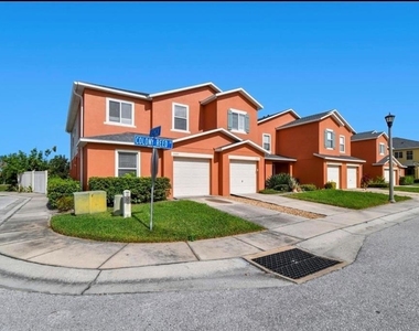 2520 Colony Reed Lane - Photo Thumbnail 1
