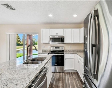 2520 Colony Reed Lane - Photo Thumbnail 7