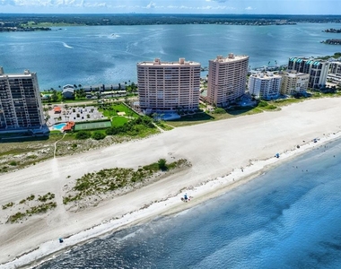 1310 Gulf Boulevard - Photo Thumbnail 31