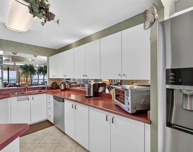 1310 Gulf Boulevard - Photo Thumbnail 6