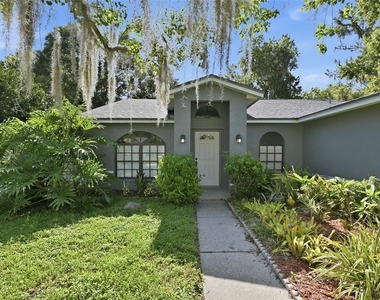 3818 Biscay Place - Photo Thumbnail 2