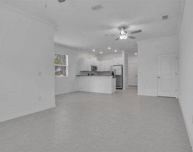 30687 Veridian Way - Photo Thumbnail 2