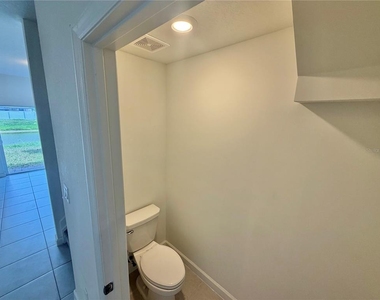 12621 Nw 23rd Place - Photo Thumbnail 11