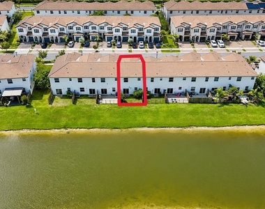 12621 Nw 23rd Place - Photo Thumbnail 35