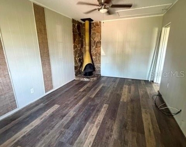 5254 17th Street - Photo Thumbnail 2