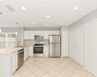 1215 39th Street W - Photo Thumbnail 3